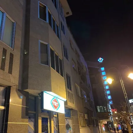 Appartamento Viki Apartment-main Square *
